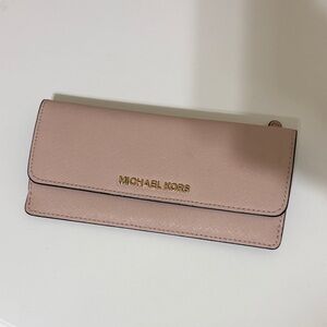 Michael Kors Blush Pink Wallet